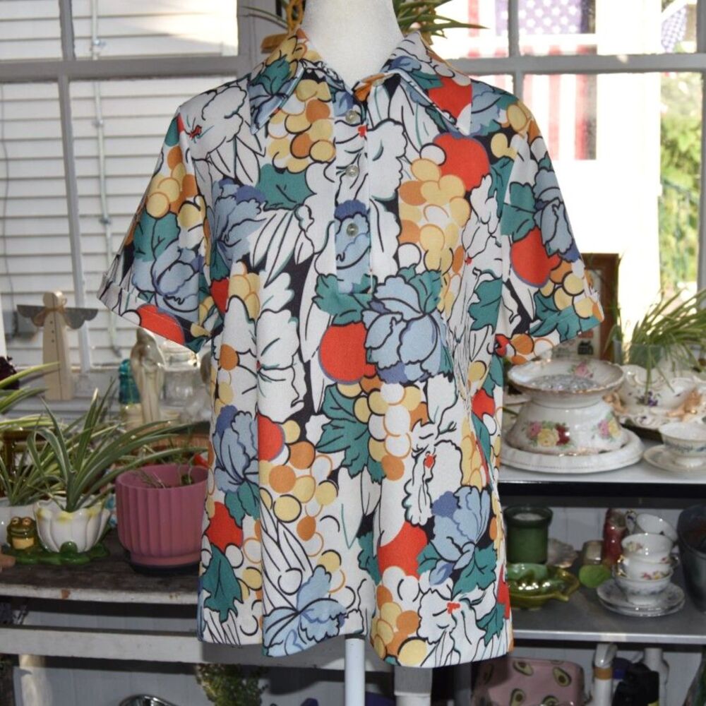 Vintage 70s Lady Blair Blouse XL Floral Fruit Novelty Print Pointed Collar
